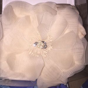 Vera Wang Garza Floral Sash