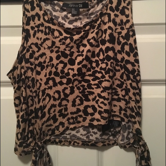 Cheetah crop top!
