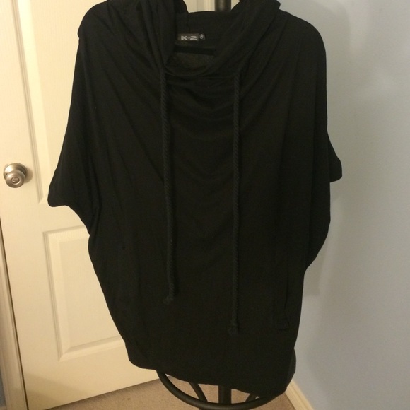 Tee - Picture 1 of 1