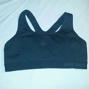 Nike Pro Sports Bra