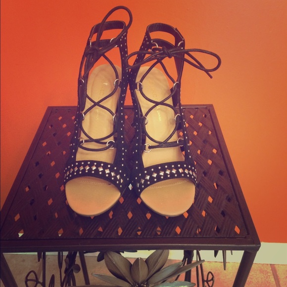 Wild Diva lace up heels