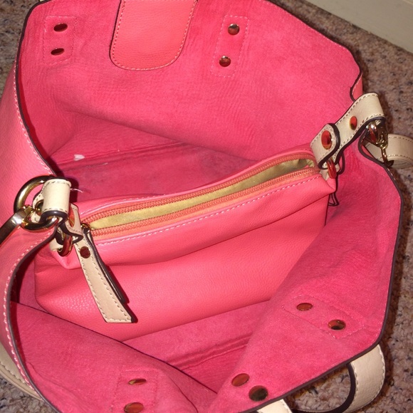 Pink leather purse - Picture 3 of 3