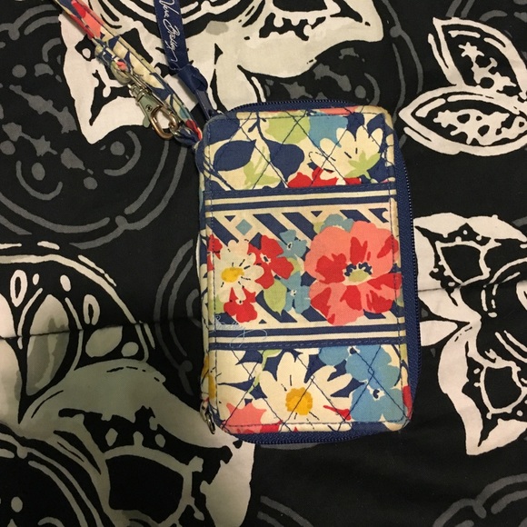 Vera Bradley Handbags - Vera Bradley wristlet