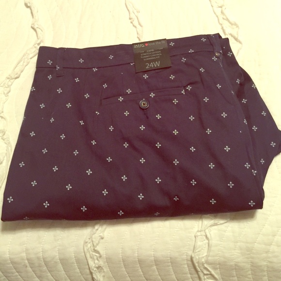 Capris!