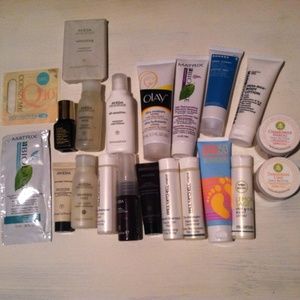 21 piece lot of beauty products and makeup bag