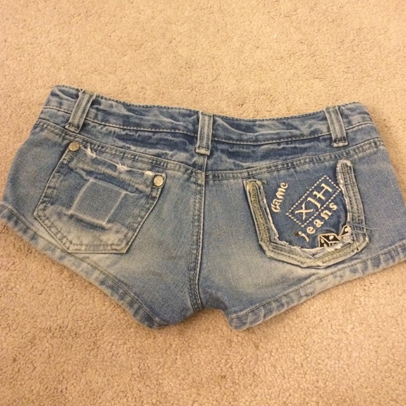 shorts - Picture 2 of 2