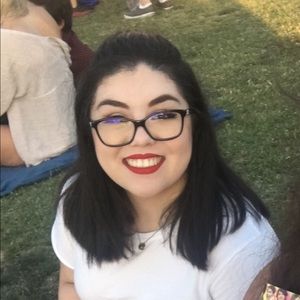 Meet your Posher, Candace