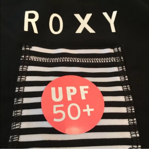 Sold on Merc***NWT Roxy Rash Guard size XL - Picture 3 of 4