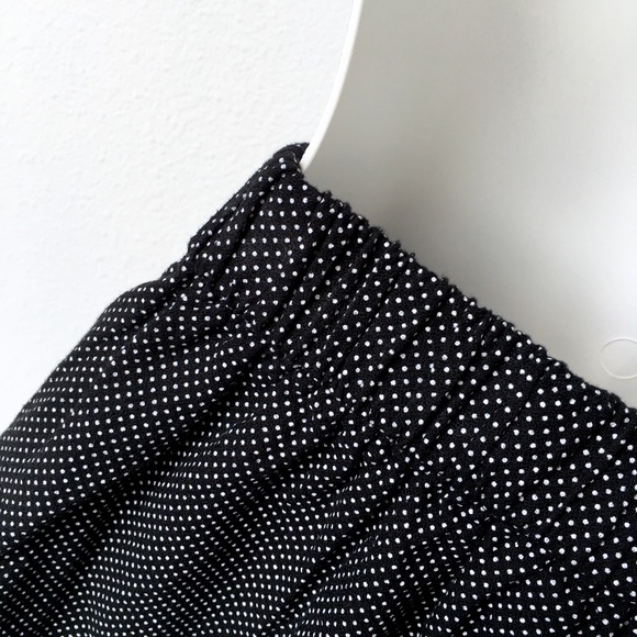 ❗️SOLD❗️Old Navy Polka Dot Fit & Flare Skirt - Picture 3 of 4