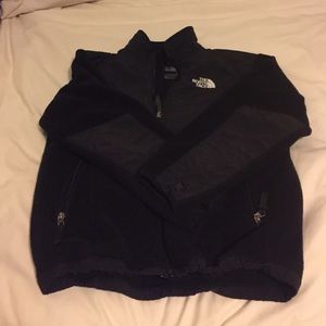 Black north face jacket