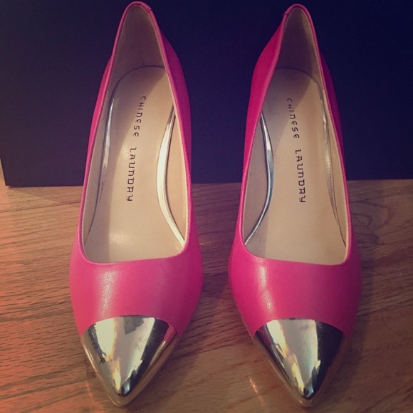 Chinese Laundry Pink/Silver Pumps- Size 6