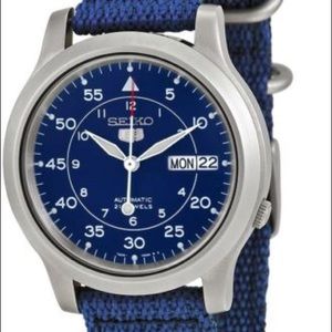 Seiko 5 Men's SNK807 Auto Stainless steel Watch