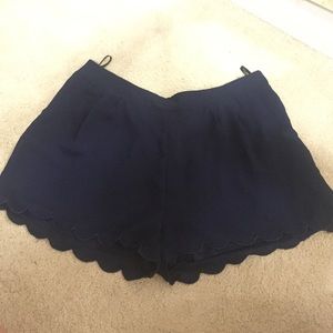 Scalloped Chevron shorts