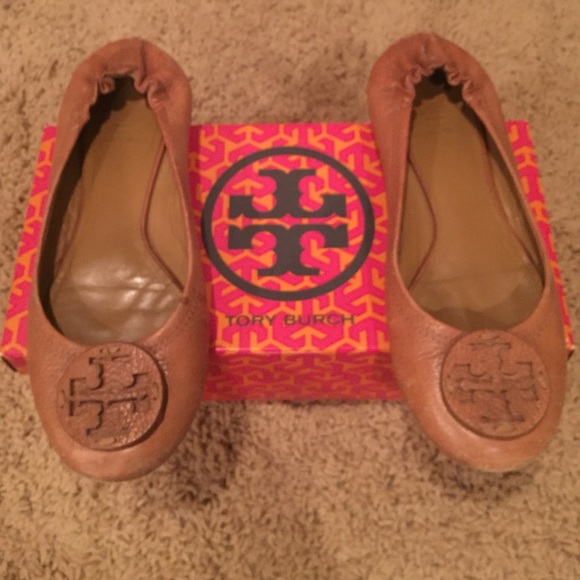 Tory Burch tan Reva Flat