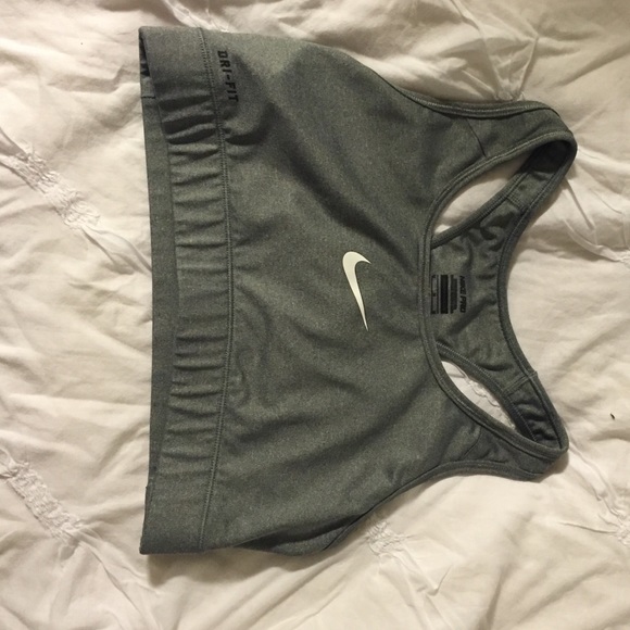 Nike Pro dry fit sports bra