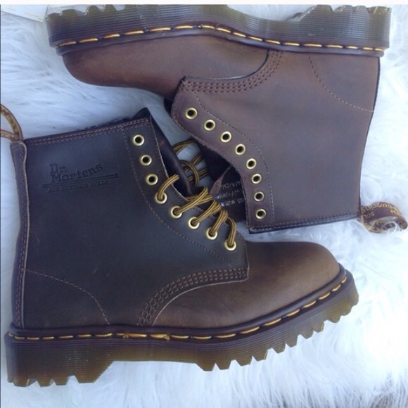 Dr. Martens Shoes - New 1996 dr martens brown leather combat boots 8