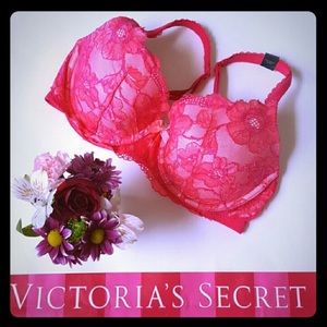New! Victoria's Secret lined bra 32DD