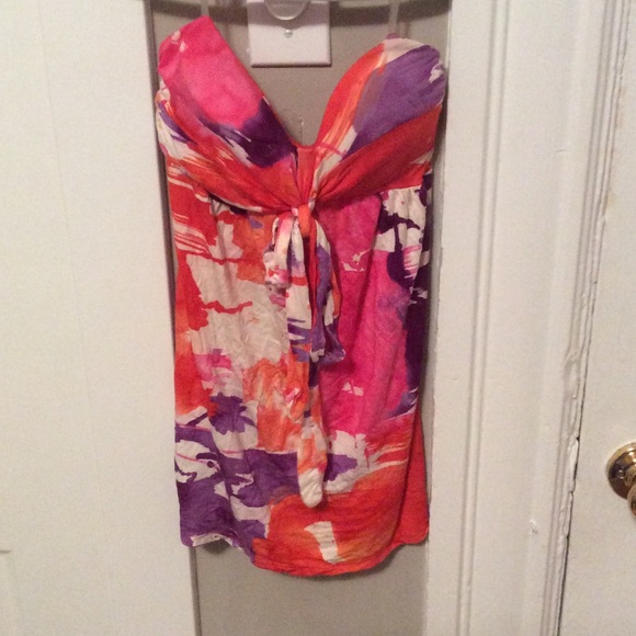 Floral watercolor strapless top. - Picture 1 of 1