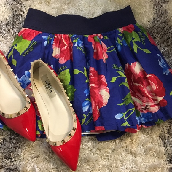 Floral Hollister skirt
