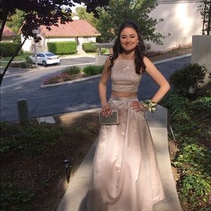 Meet your Posher, Paula