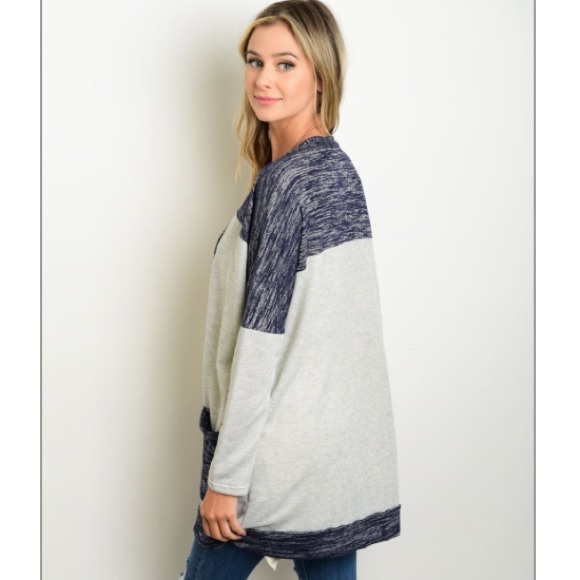 Two toned cardigan 🎉running Low!!! - Picture 4 of 4