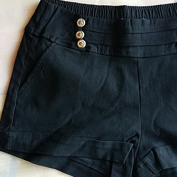 New Black Shorts - Picture 2 of 4