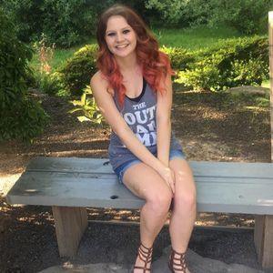 Meet your Posher, Stacie