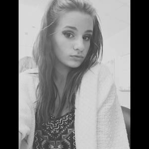 Meet your Posher, Abby