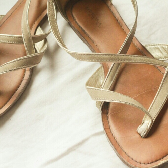 Tan strap sandals. Gently used