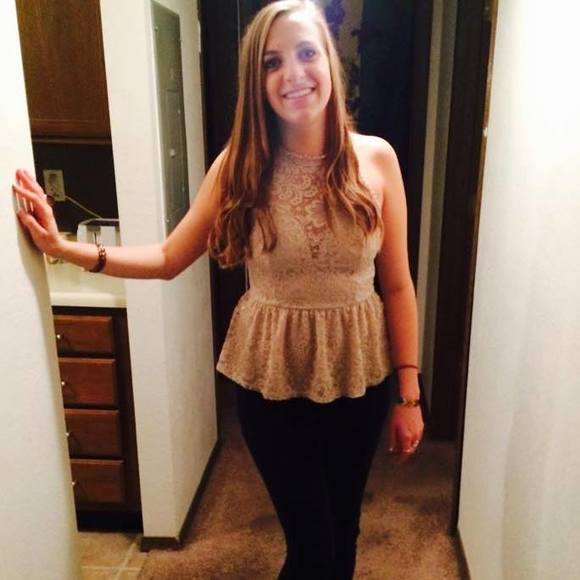 Meet your Posher, Noelle