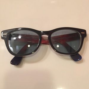 Ray-Ban LIMITED EDITION Wayfarers
