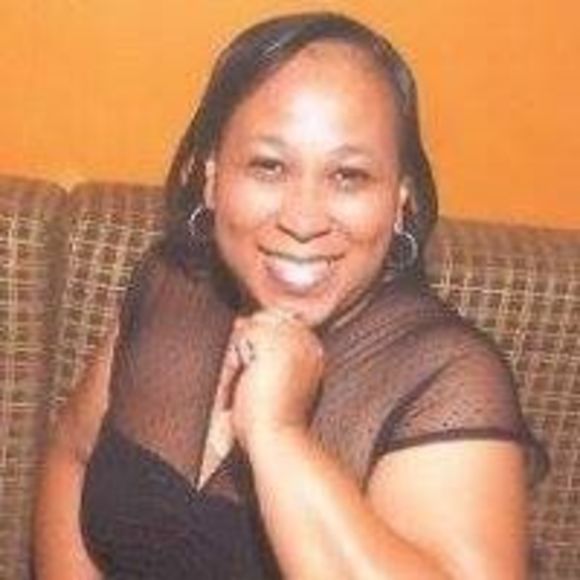 Meet your Posher, Brenda - Picture 1 of 1