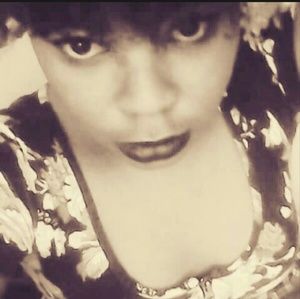 Meet your Posher, Justine