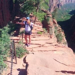 Meet your Posher, Hannah