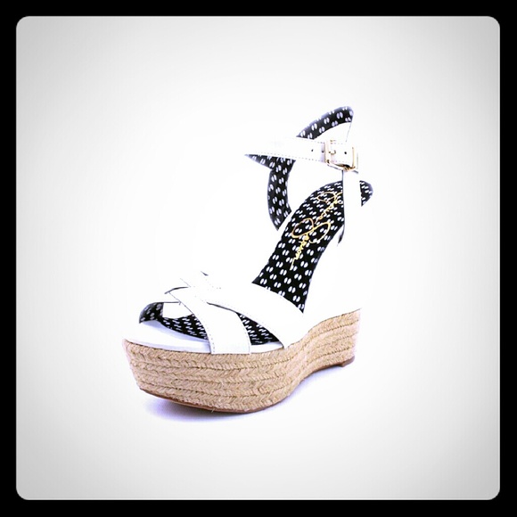 Jessica Simpson Carson White Wedges