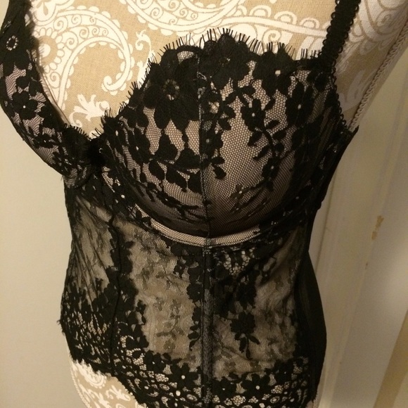 New VS 36C Floral Lace Bustier - Picture 3 of 4