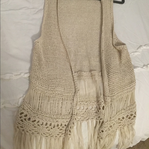 Sleeveless cardigan