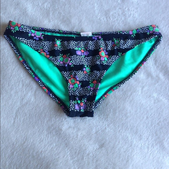 Xhilaration Swim Bottoms