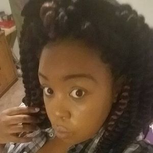 Meet your Posher, Patricia