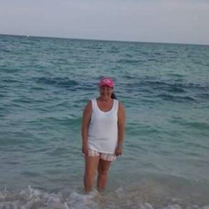 Meet your Posher, Carla