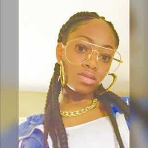 Meet your Posher, Jakee