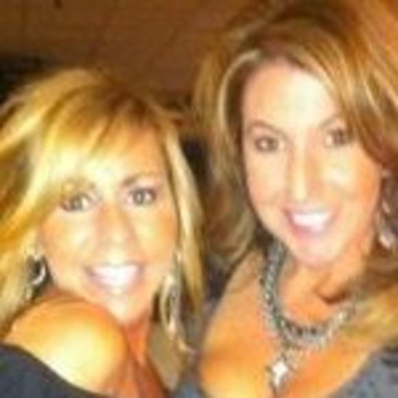 Meet your Posher, Rena