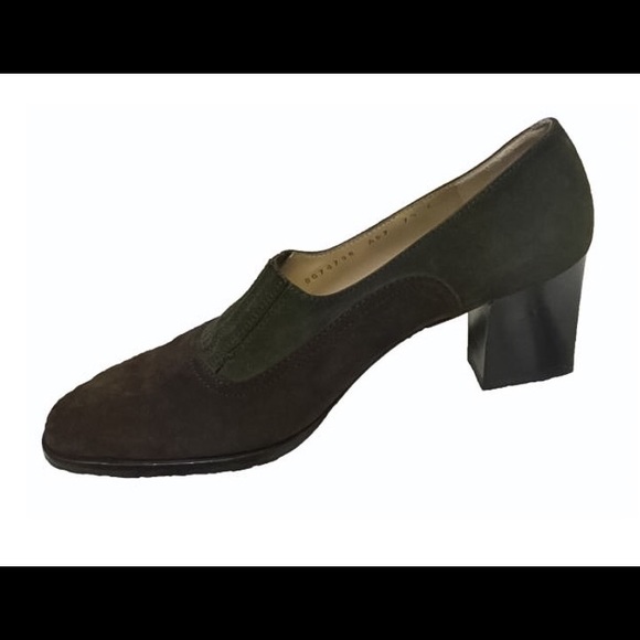 ✨HP!✨ Salvatore Ferragamo Suede Mules - Picture 3 of 4