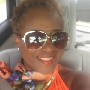 Meet your Posher, Twanjua