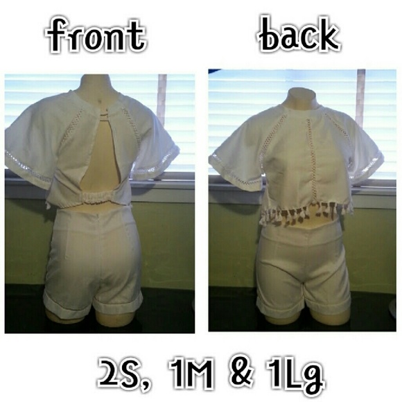 Set of shorts & blouse