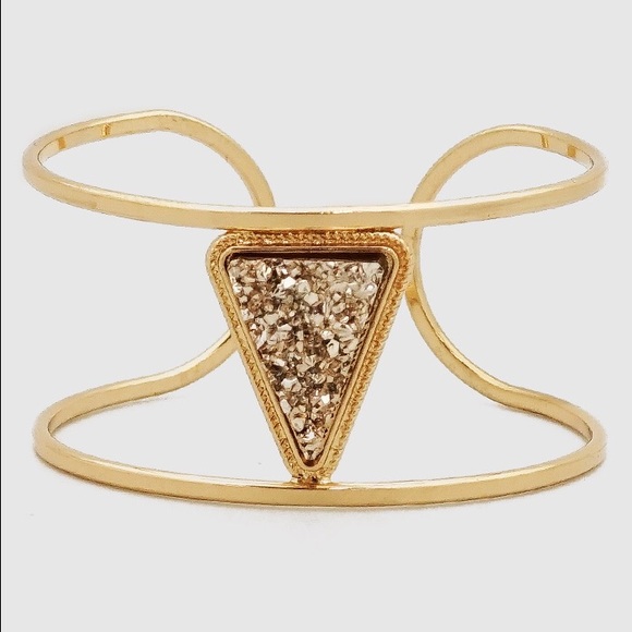 Jewelry - Rose gold faux Druzy triangle cuff bracelet