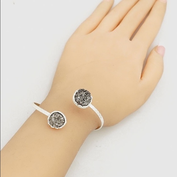 Double grey faux Druzy silver cuff bracelet - Picture 2 of 2