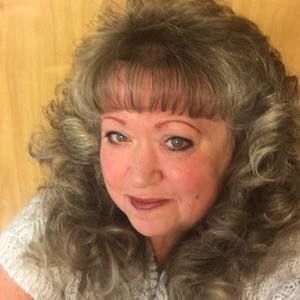 Meet your Posher, Liz