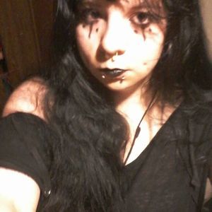 Meet your Posher, Joni