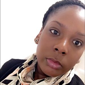 Meet your Posher, Maishah